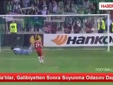 Sevilla'lılar, Galibiyetten Sonra Soyunma Odasını Dağıttı