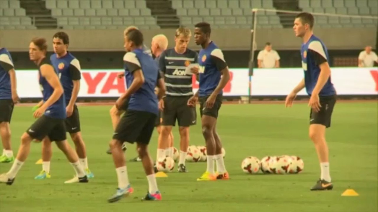 Rooney-Traumtor: "... aber er ging unter die Latte"