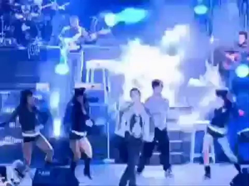 Serdar Ortaç - Denemek İstersen Klipli Süper