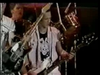 The Clash - Guns Of Brixton (Live)