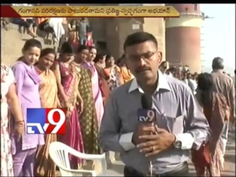 India's polluted Ganges River threatens people's livelihoods