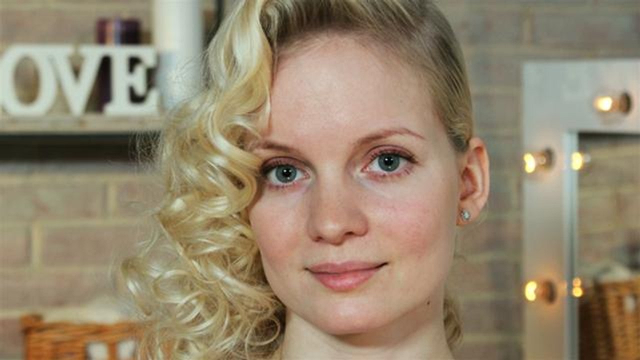 How To Get 80s Curls