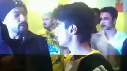 BOHEMIA meeting Fans and Showing Respect to Yo Yo Honey Singh and his Music - Exclusive