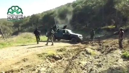 Intense fighting near Syria-Turkey border, Assad's cousin killed