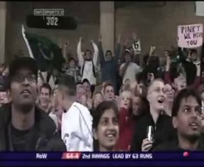 Shahid Afridi First Player To Hit A 12, HUGE HIT