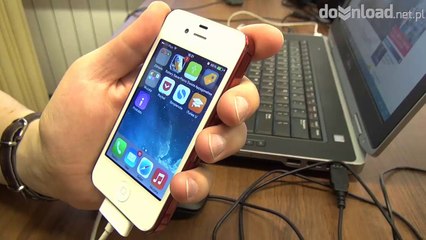 Jak umieścić folder w folderze na iOS 7.1 bez jailbreaku?