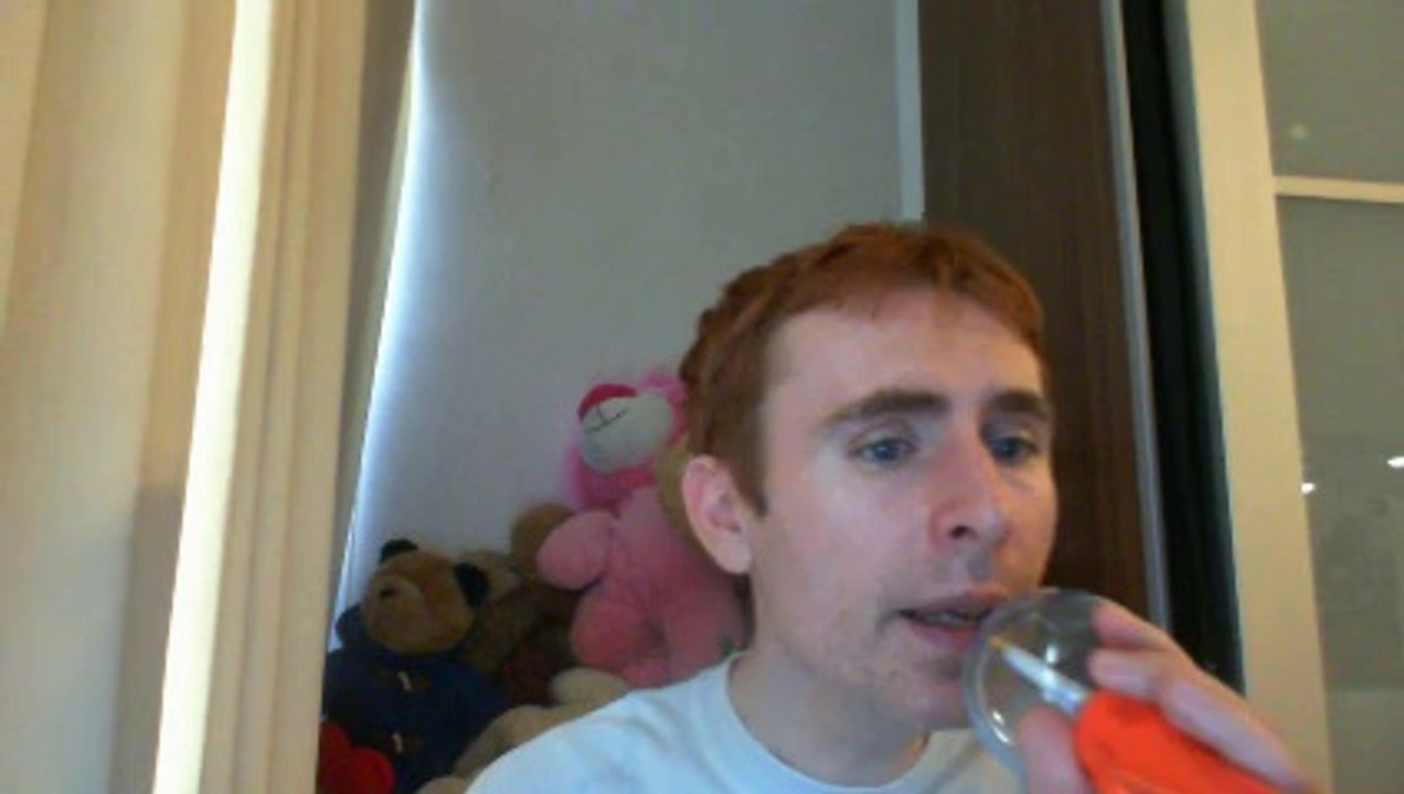 Wiwi égratigne "on a beau" de Diane Tell