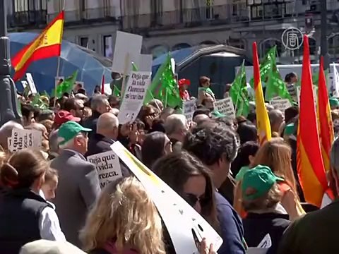 Испанцы протестуют против абортов