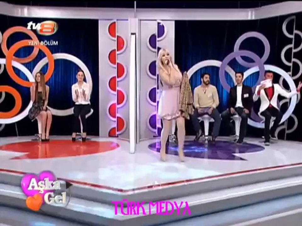 MEHMET ALİ ERBİL İLE AŞKA GEL ŞEBNEM CEYHAN-KÜRK MUHABBETİ-HEY ONBEŞLİ-TV8-TÜRK MEDYA