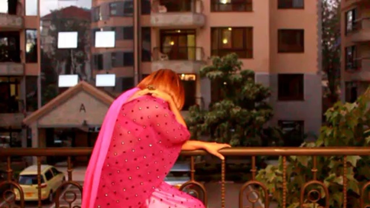 Fatima Haryan CALOLYOW 2013 Official Music Video - HD