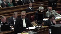 Procès Pistorius : cris terrifiants et coups de feu la nuit du meurtre