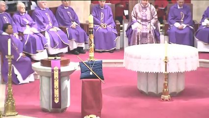 Bilbao da un emocionado adiós a su alcalde, Iñaki Azcuna