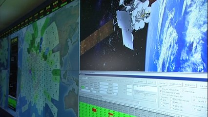 Flight MH370: Families told it crashed in Indian Ocean