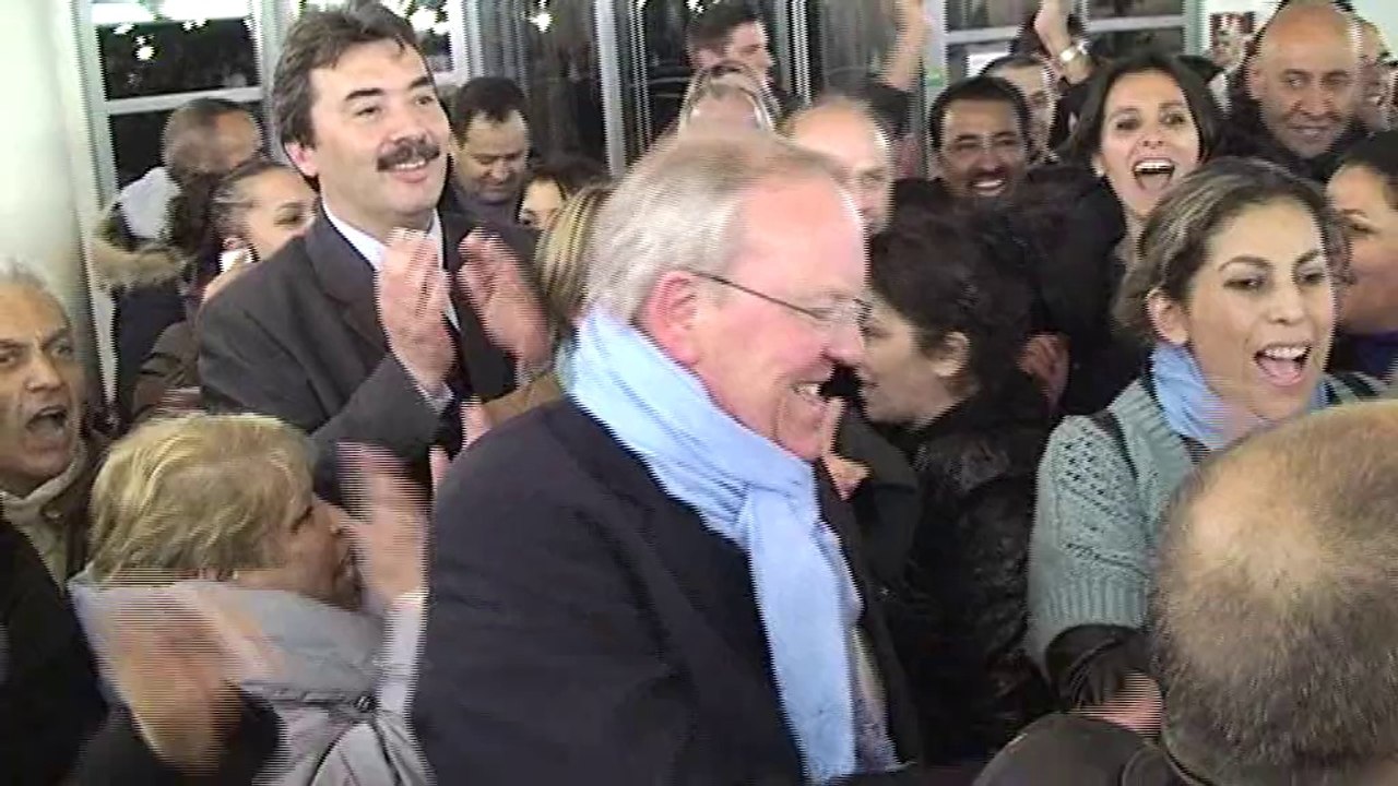 Georges Mothron accueilli triomphalement à la mairie