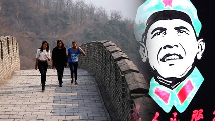 Merchants Hide Obama Mao T-Shirts From Obama Girls On Great Wall Of China