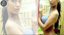Poonam Pandey CAUGHT WITHOUT BRA