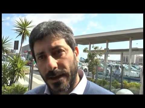 Napoli - Al via il Campania Tour del MoVimento 5 Stelle - Di Maio e Fico (11.04.14)