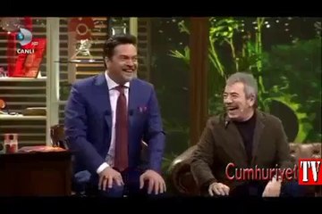 Beyaz canlı yayında konuğuyla atıştı