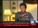 Imran Khan telling difference between KPK govt.  Governance & Punjab govt. Governance