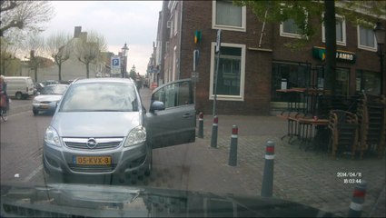 Vrijdag 11-04-2014 Is dit vragen om Bestolen te worden of niet.