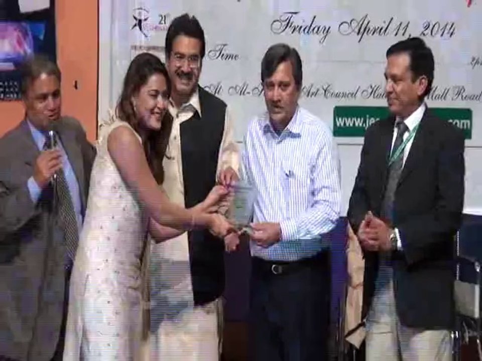 Special performance of Natasha  for special children on bahar k rung special bachon k sang