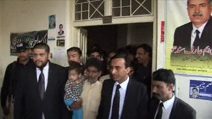 Pakistan: un bébé accusé de tentative de meurtre mis hors de cause