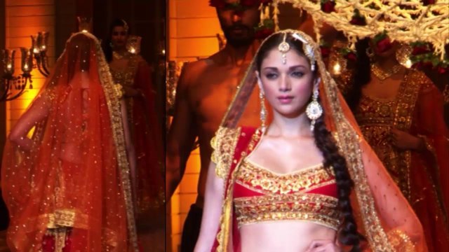 Aditi Rao Hydari in Deep Neck Choli at Aamby Valley