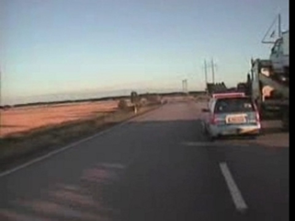 policesuédoisenarguéeparunemoto