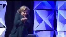 Watch Hillary Clinton Almost Get Hit by a Flying Shoe - www.copypasteads.com