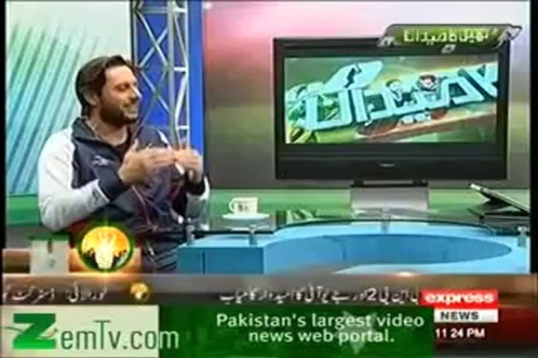 Shahid Afridi Reply To Shoaib Akhtar,Sikander Bakht And Mohammad Yousuf With Mirza Iqbal Baig 2013