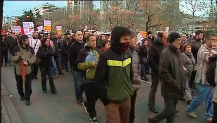 Centenares de personas continúan las reivindicaciones de las Marchas de la Dignidad