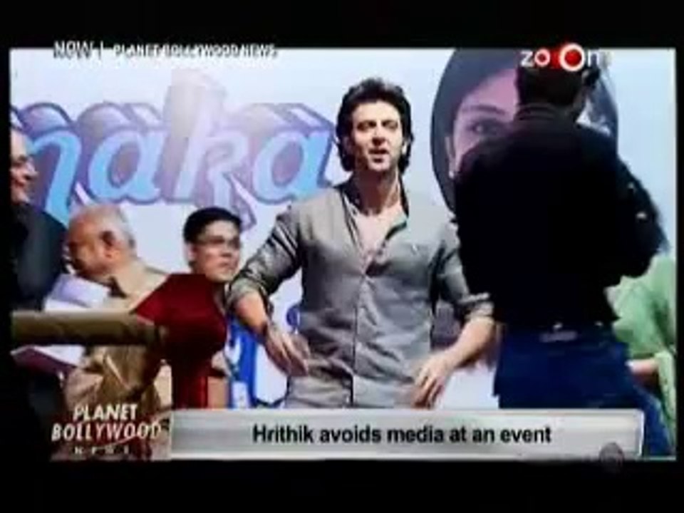 Hrithik avoids media at an event 25th march 2014