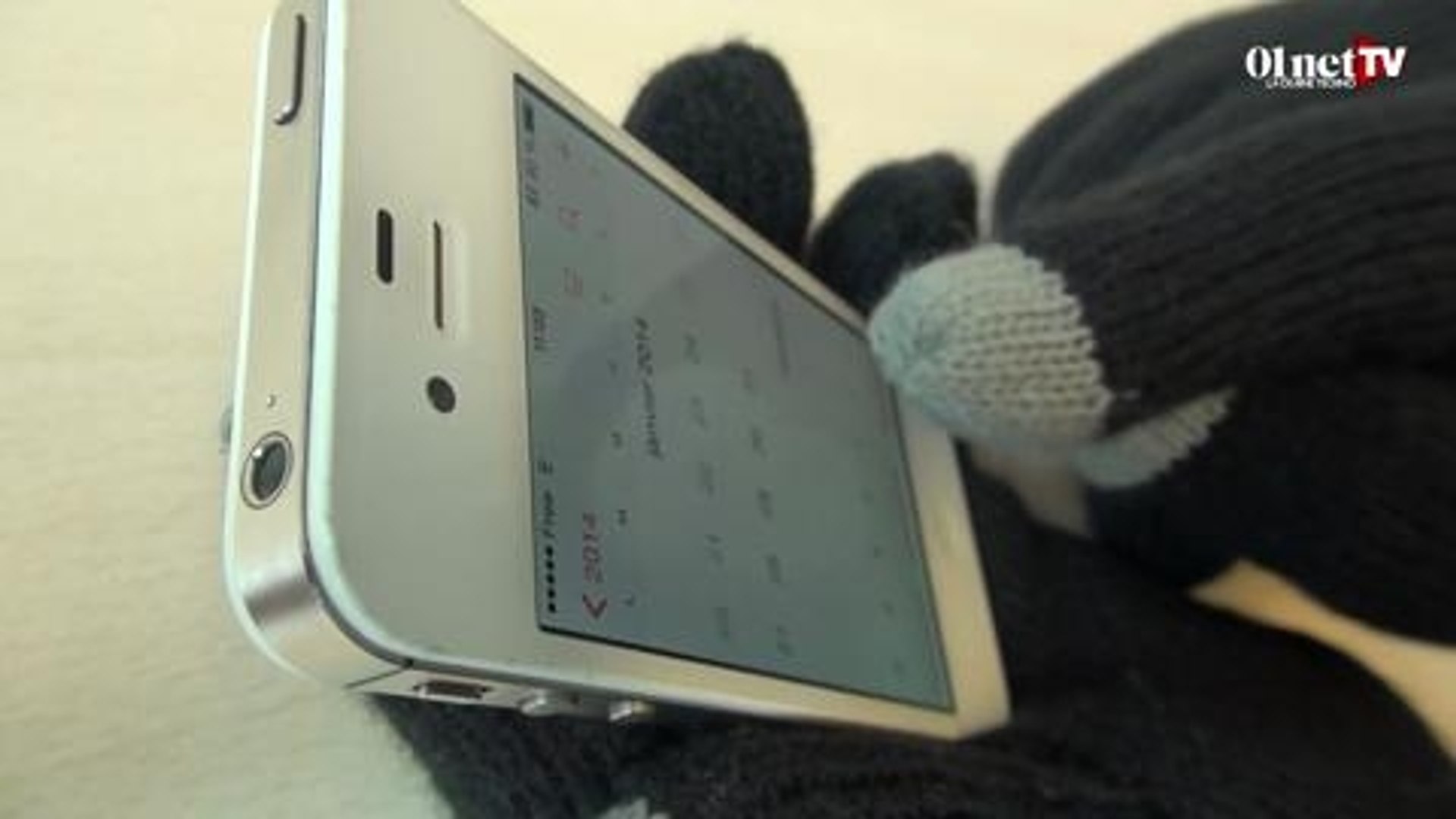 Test hi-Call de hi-Fun : Téléphonez avec ses gants (Vidéo) - Vidéo  Dailymotion