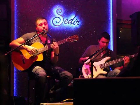 Serkan Çevik - Sana Sığınıyorum _ Canlı Performans ( Bass_ Orçun Özgültekin )(1)