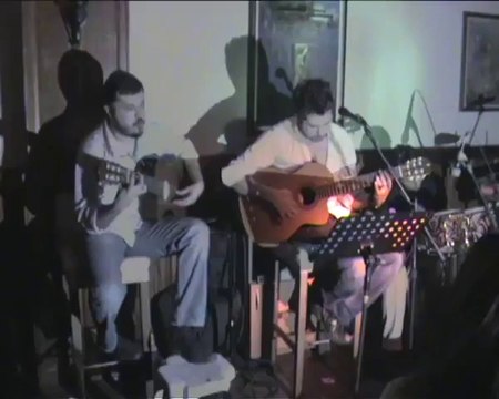 ilter kurcala serkan çevik serkan cevik sahne gökhan şahin gitarcı serkan çevik(1)