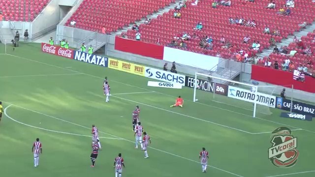 Kendi Kalesine Gol Atmak İçin Seferber Olan Futbolcu