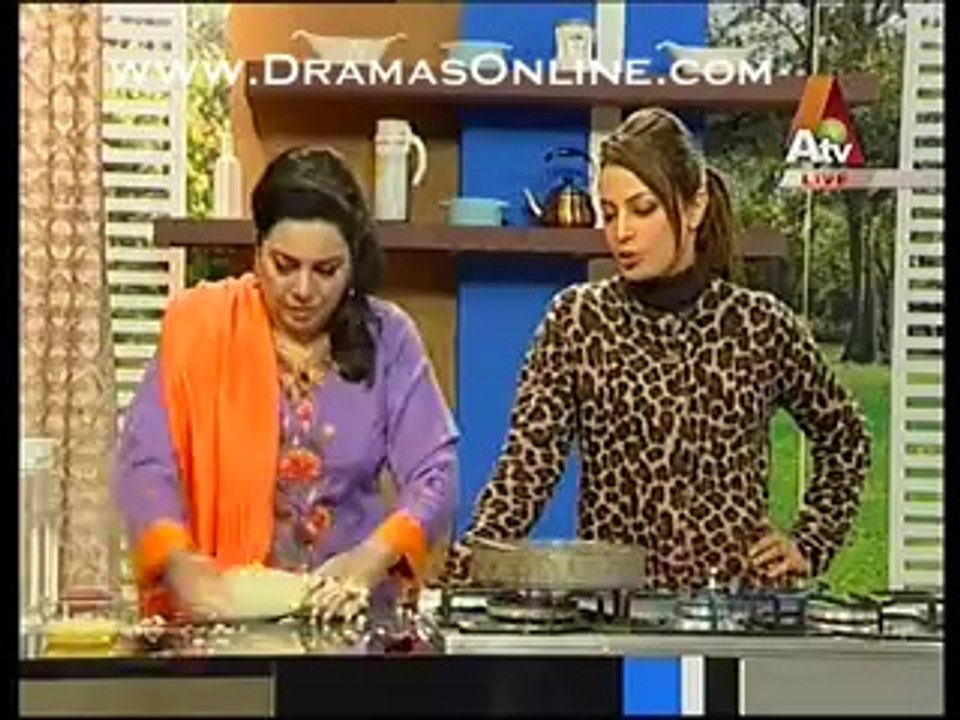 ning With Farah On Atv (Habib Film Star – 11th March 2014 p4