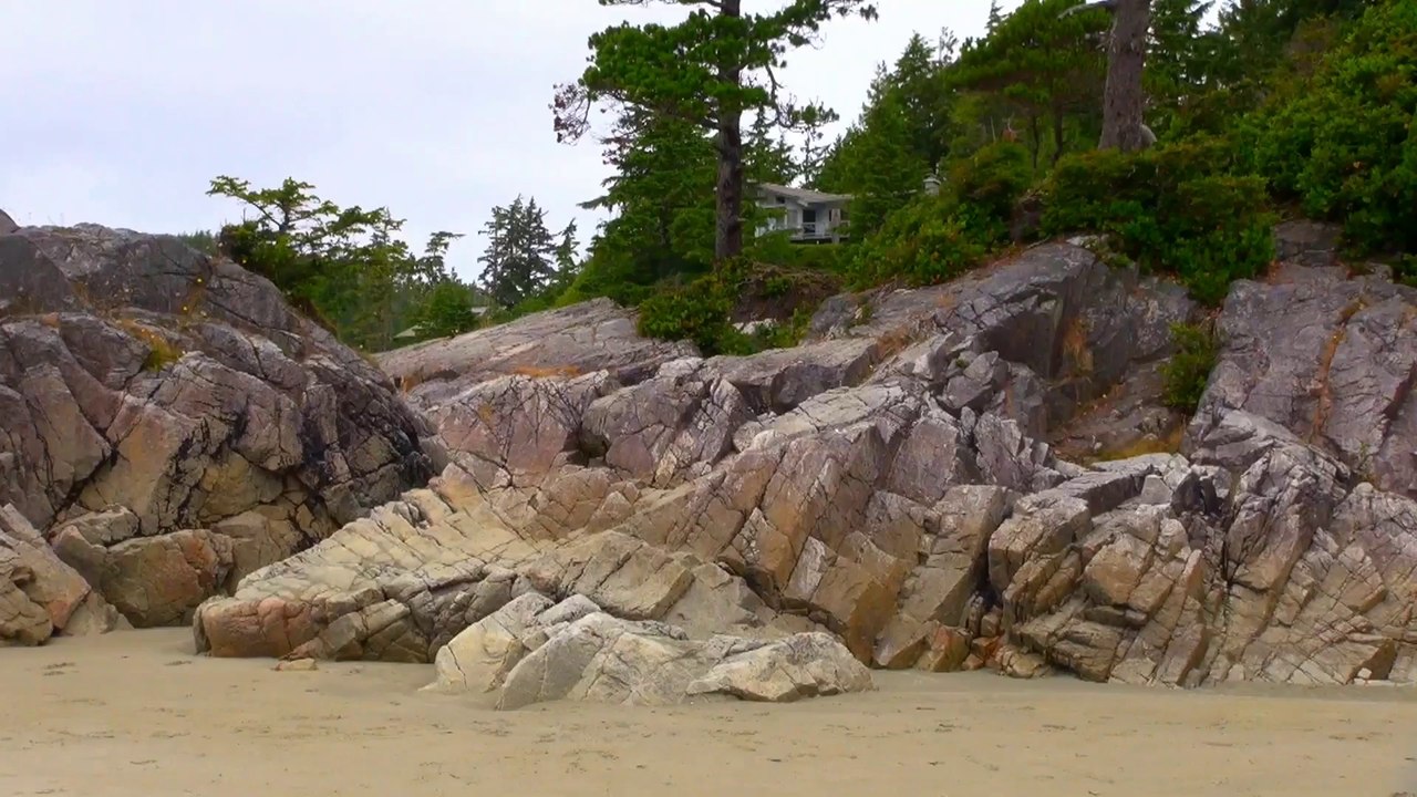 Little Beach of Tonquin Park in Tofino.