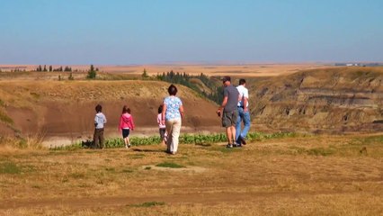 Horseshoe Viewpoint in Drumheller Valley.