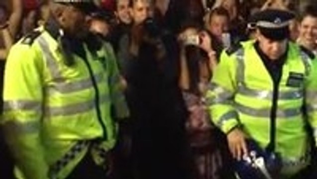 Notting Hill Carnival Police Dance Off