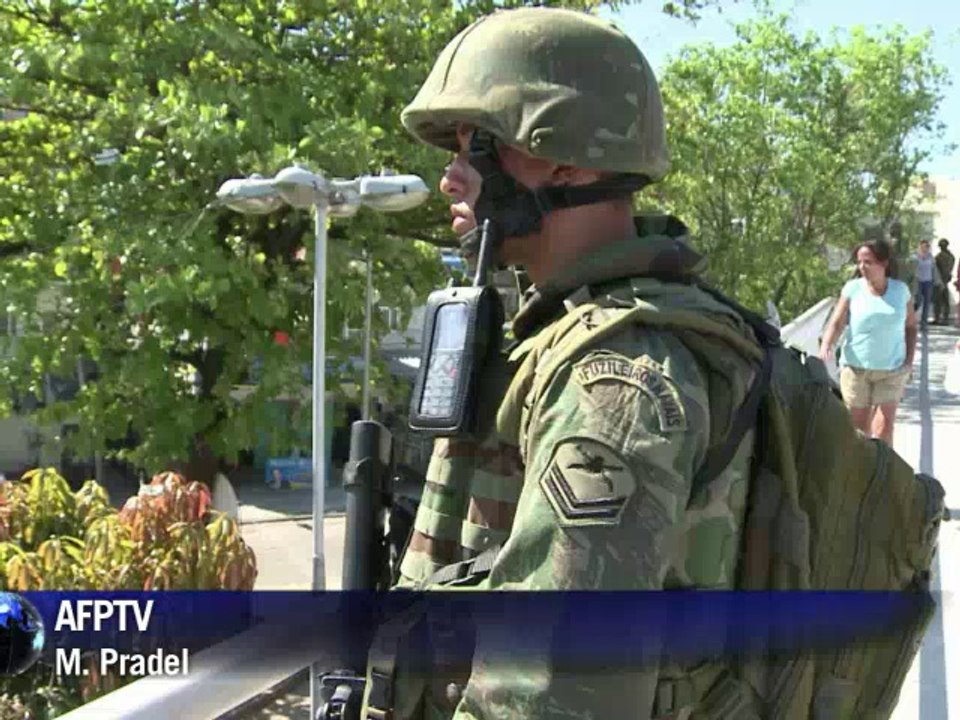 Ejército de Brasil anuncia ocupación de favelas en Rio para el Mundial 2014