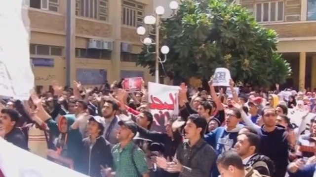 Clashes erupt in Egypt after mass death sentence