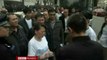 MH370: Familiares chinos protestan frente a embajada malasia