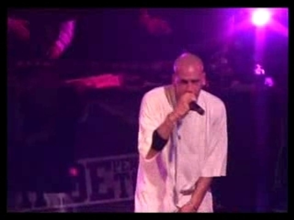 Sinik - Dis Leur