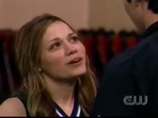 Naley SPOILERS 'itsaboynathan'