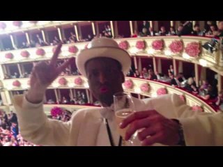 REVEALED, Kim Kardashian Pranskter Who Pretended To Be Kanye West on MSN Video