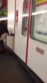 Metroda Kibarca Sıçan Adam - Amatör Videolar _ Zapkolik