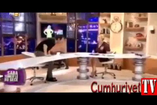 Saba Tümer öyle bir gaf yaptı ki...