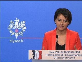 Vallaud-Belkacem: Hollande "il convient d'entendre les Français" - 26/03