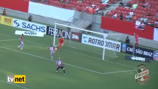 Kendi Kalesine Gol Atmak İçin Seferber Olan Futbolcu